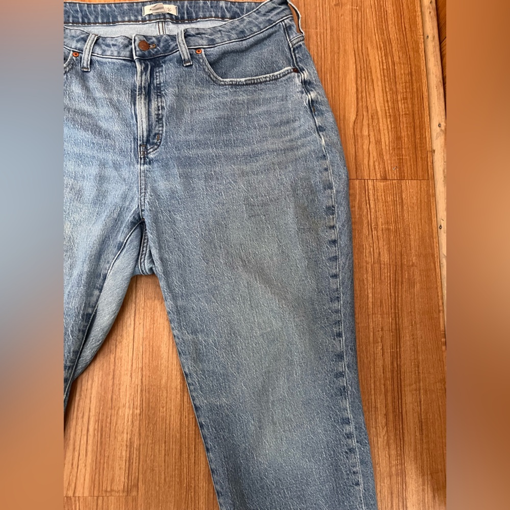 ***SOLD***Madewell Light Blue Denim Jeans - Picture 3 of 10